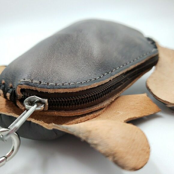 Handmade Leather Fox Wristlet Wallet Gray Minimalist Woodland Animal Coin Purse - Picture 7 of 10